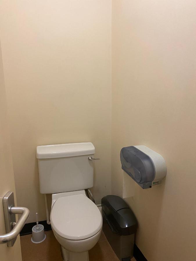 Charming Rooms For Students Only, Cricklewood Lane - Sk London Eksteriør bilde
