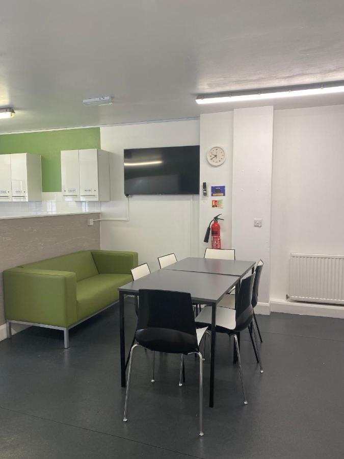 Charming Rooms For Students Only, Cricklewood Lane - Sk London Eksteriør bilde